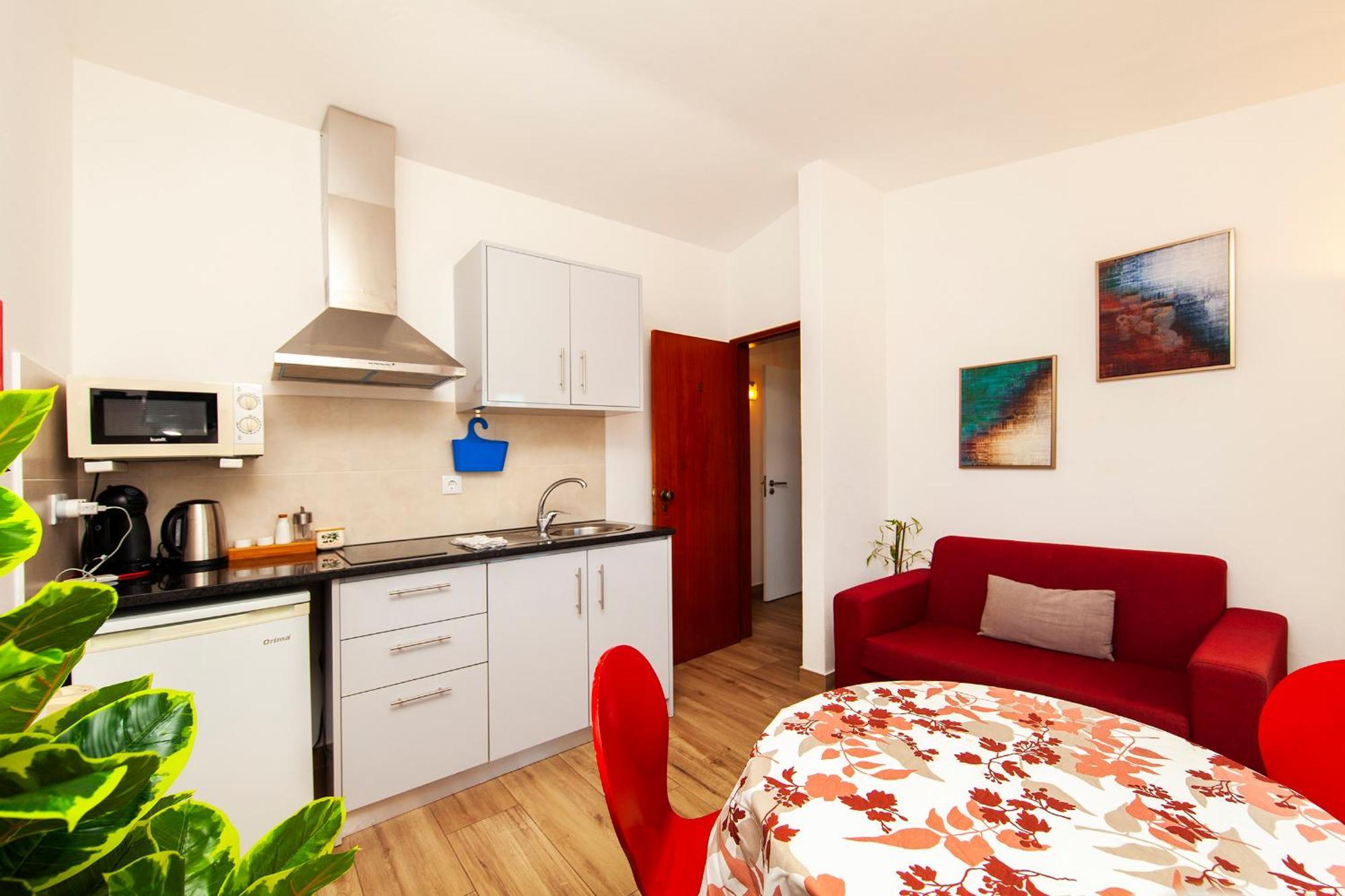 A38 - Rising Sun Top-Floor Flat ลากอส ภายนอก รูปภาพ