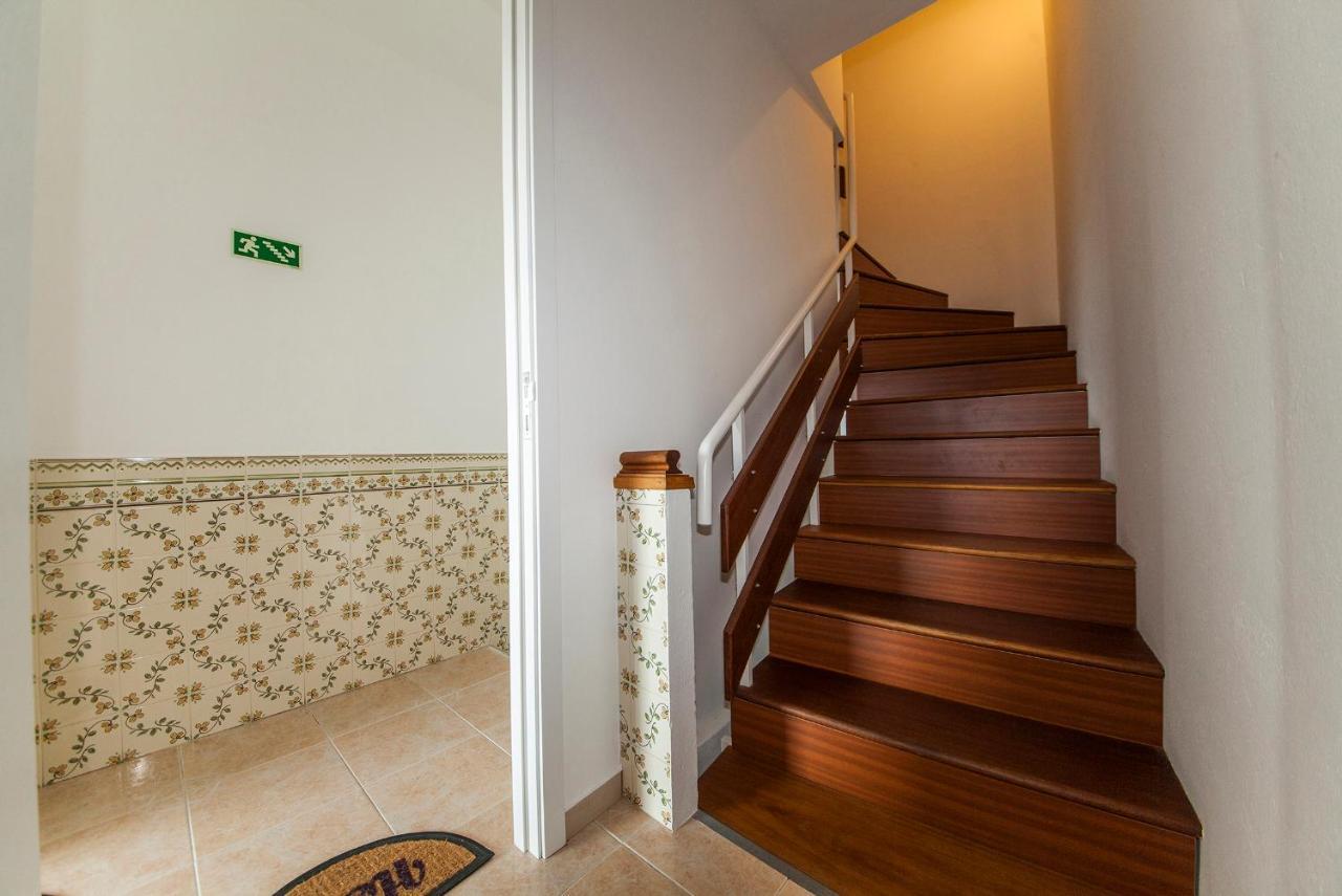 A38 - Rising Sun Top-Floor Flat ลากอส ภายนอก รูปภาพ